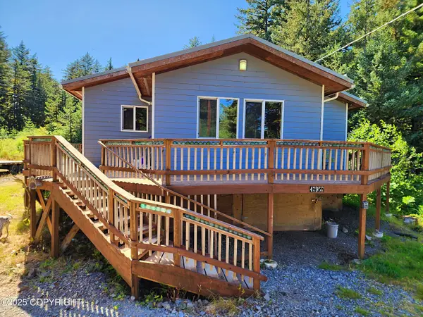 42952 King Crab Way, Chiniak, AK 99615