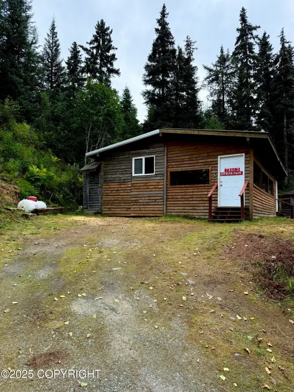 73549 Breakaway Road, Anchor Point, AK 99556