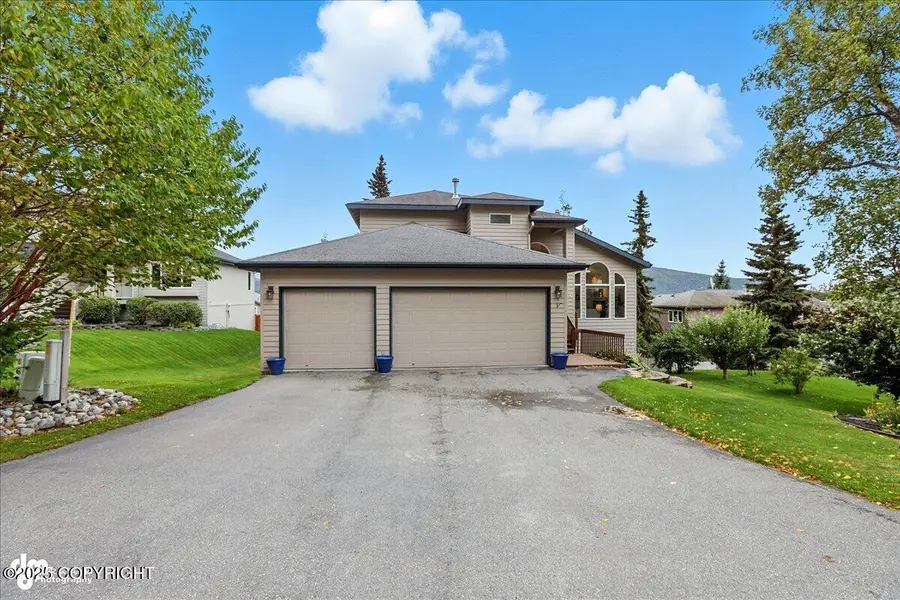 20420 Williamsburg Drive, Eagle River, AK 99577 - Image #3