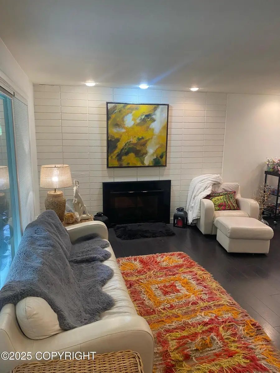 5545 Fairbanks Street, Anchorage, AK 99518 - Image #2