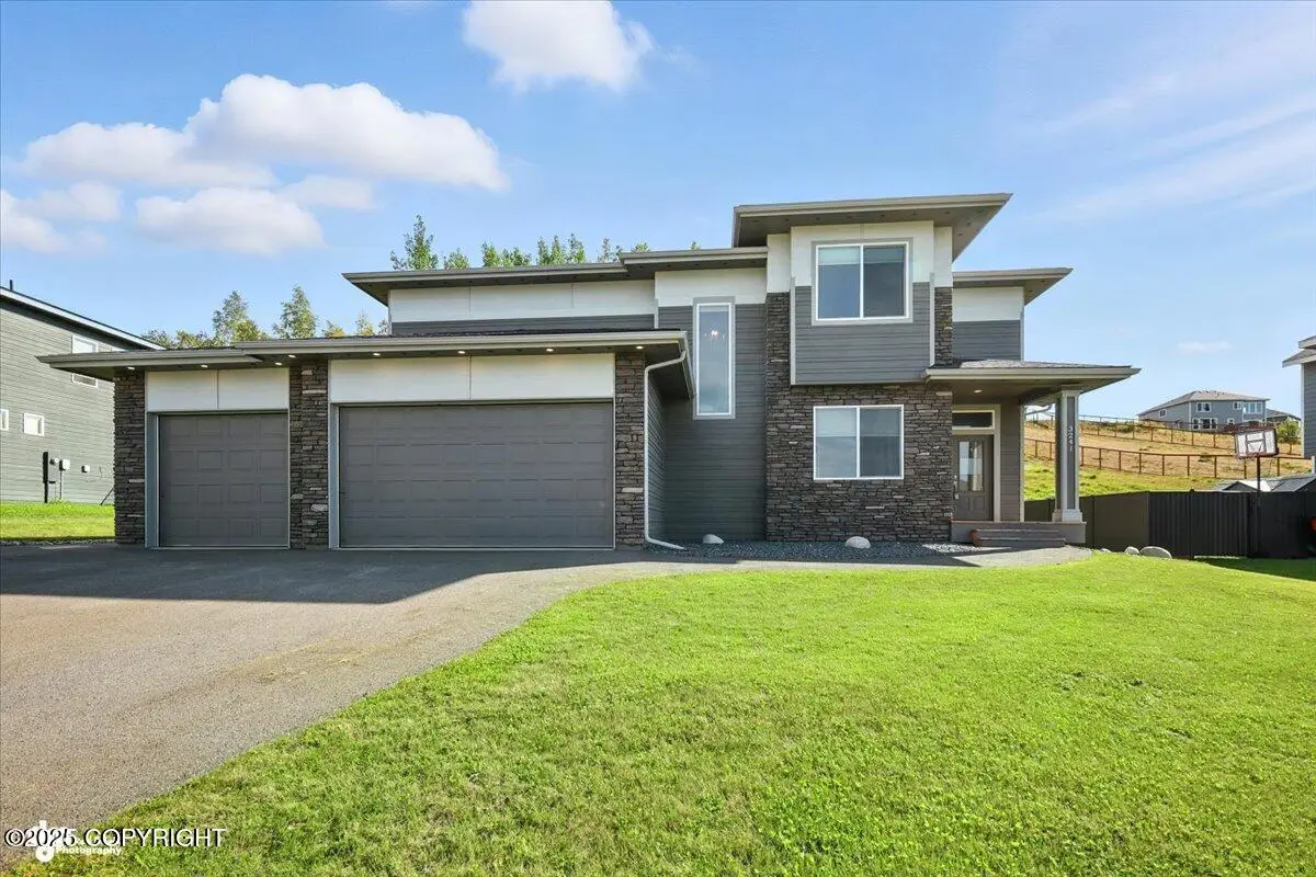 3241 S Barn Gable Loop, Gateway, AK 99645 - Image #1