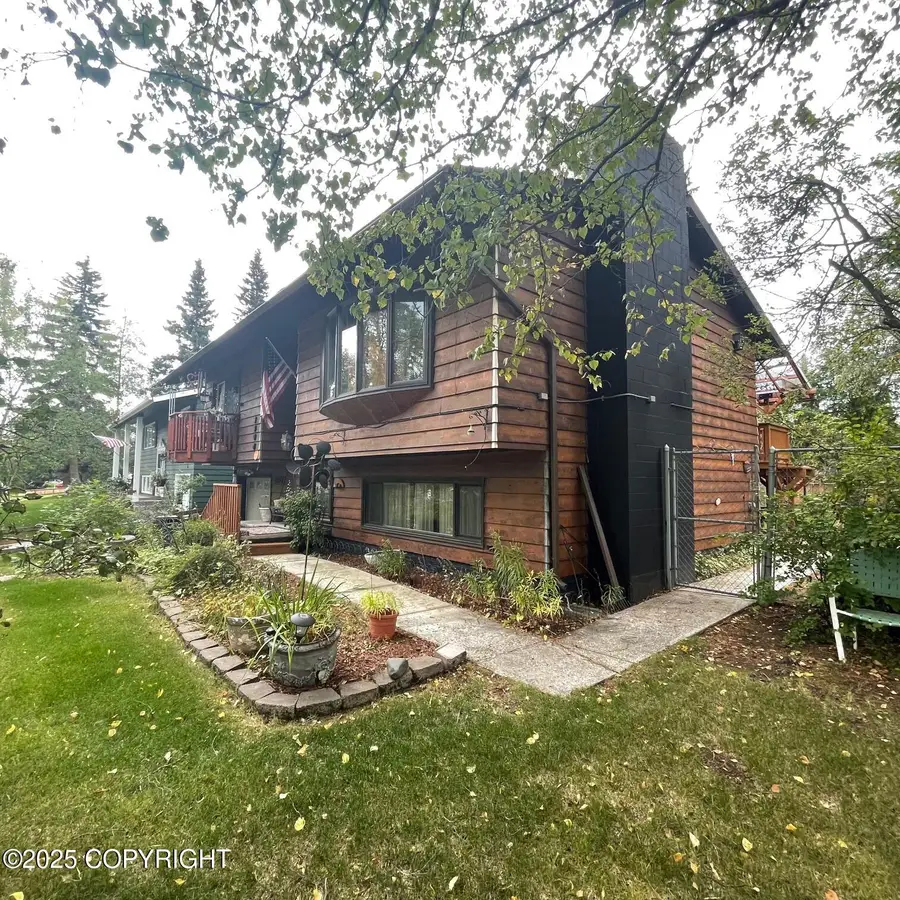 3900 Crosson Drive, Anchorage, AK 99517 - Image #2