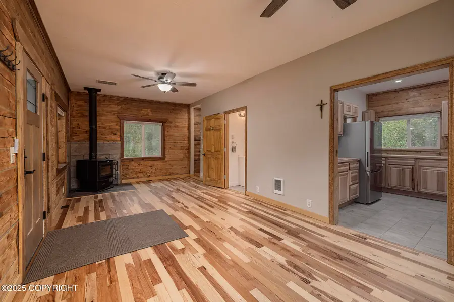 10900 W Hobbit Road, Houston, AK 99623 - Image #3