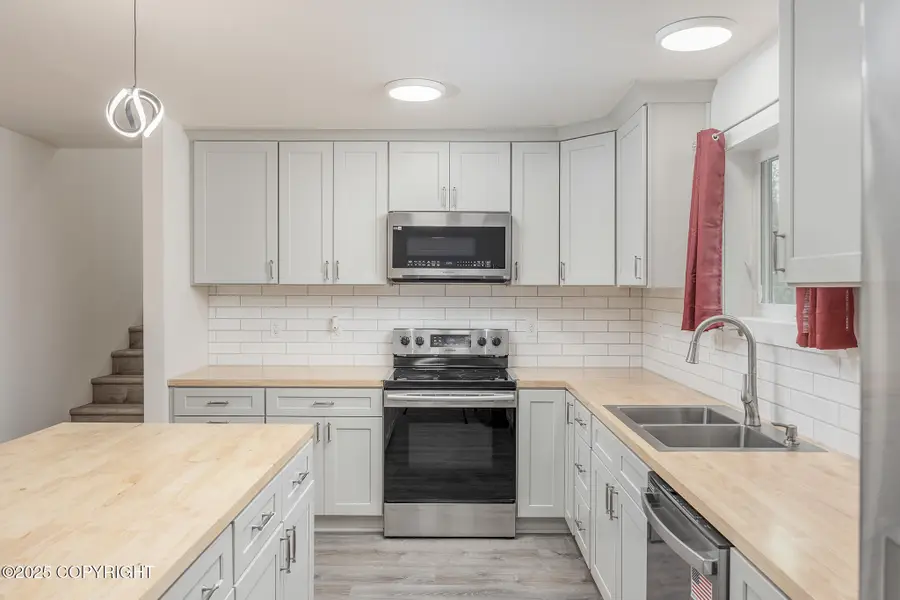 3413 Conifer Drive, North Pole, AK 99705 - Image #2