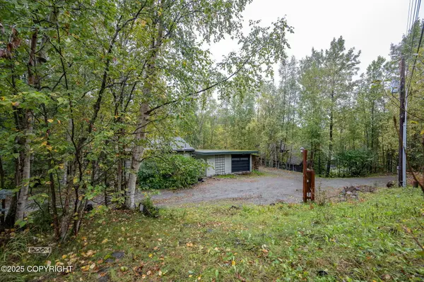 14407 W Lake Ridge Drive, Eagle River, AK 99577