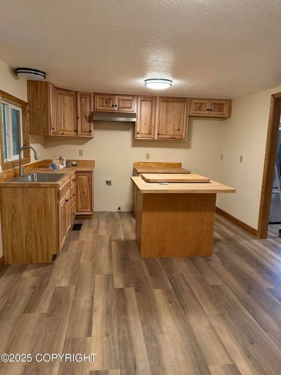 19399 Klondike Street, Anchorage, AK 99567 - Image #2