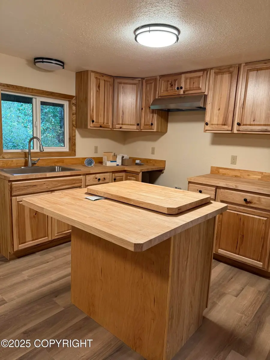 19399 Klondike Street, Anchorage, AK 99567 - Image #3