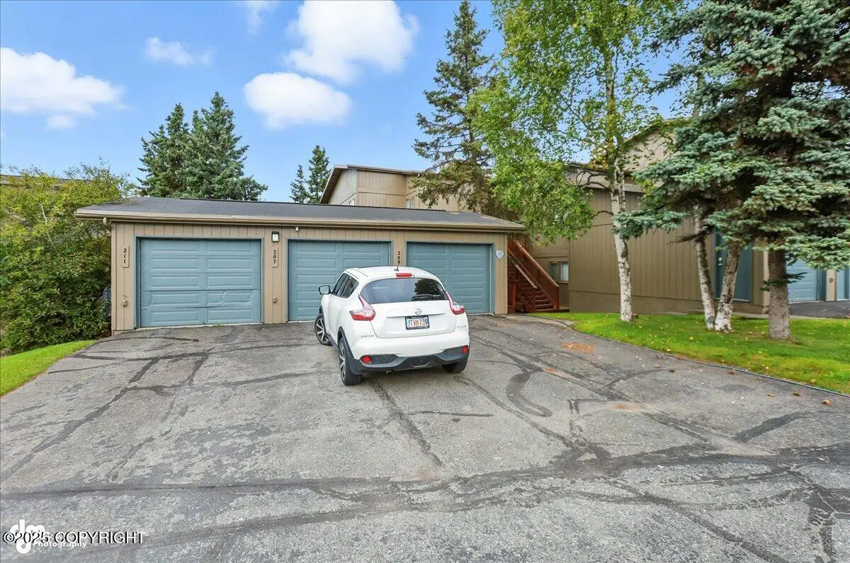 207 W 22nd Avenue #304, Anchorage, AK 99503 - Image #1