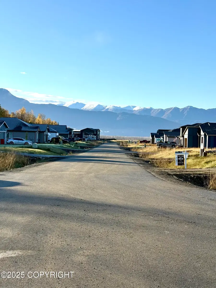 2176 S Skyward View Circle, Palmer, AK 99645 - Image #3