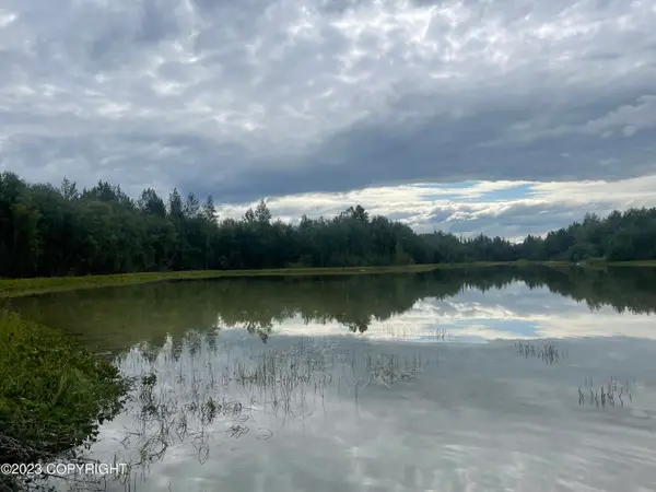 6860 E Marge Circle, Wasilla, AK 99654