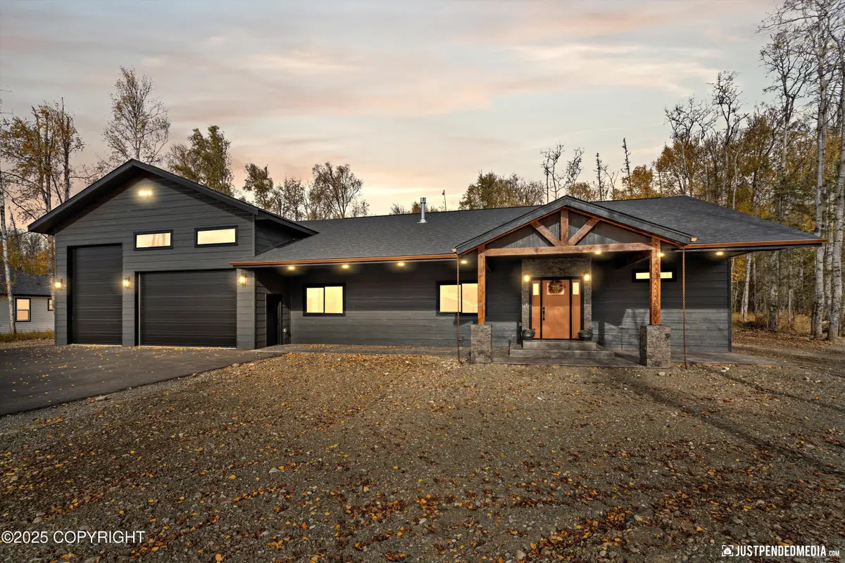 1929 W Cashatt Avenue, Wasilla, AK 99654 - Image #1