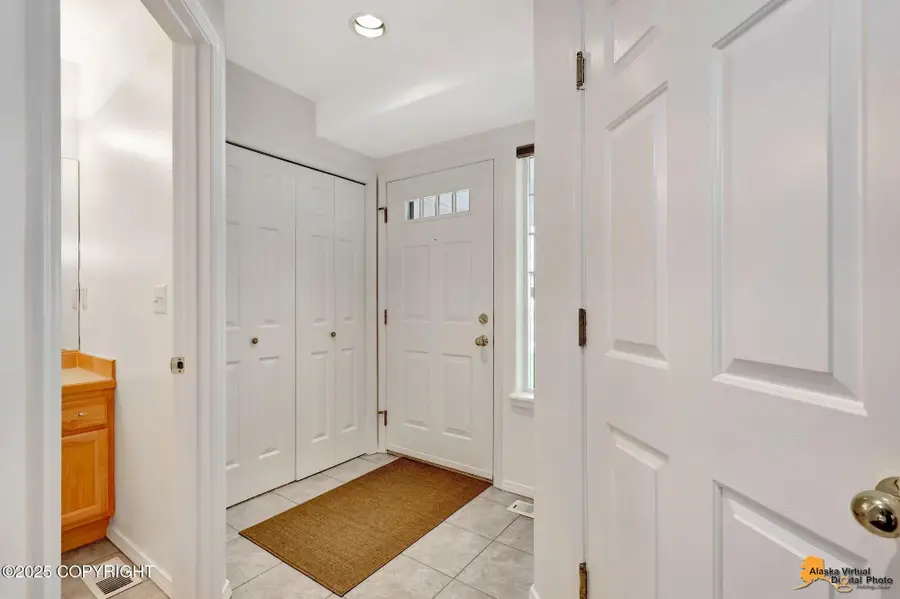 3516 Vintage Circle, Anchorage, AK 99517 - Image #3