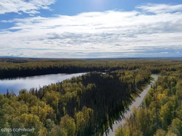 21535 E Quarah Lake Avenue, Talkeetna, AK 99676