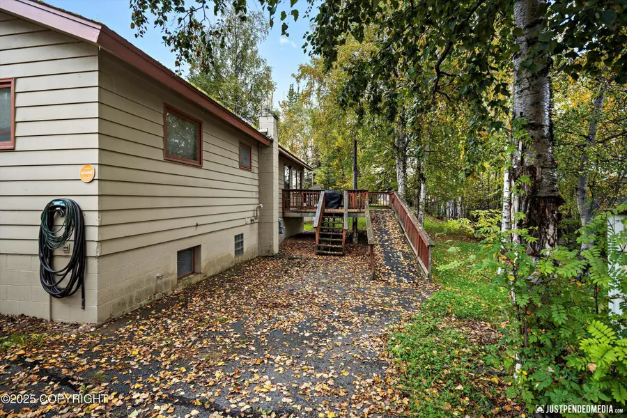 12121 Horseshoe Drive, Eagle River, AK 99577 - Image #2