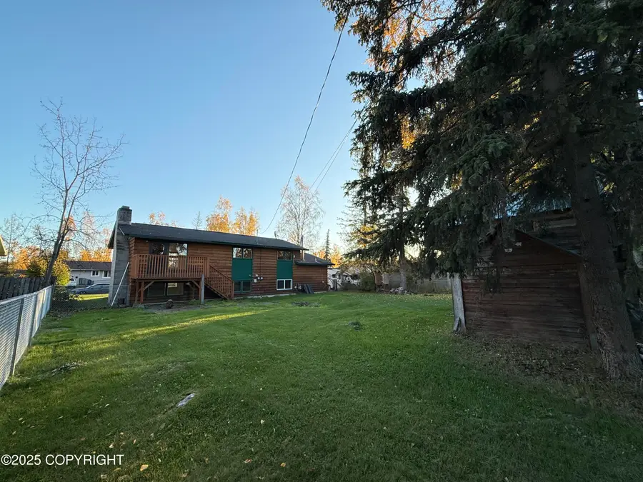 6911 Mink Avenue, Anchorage, AK 99504 - Image #2
