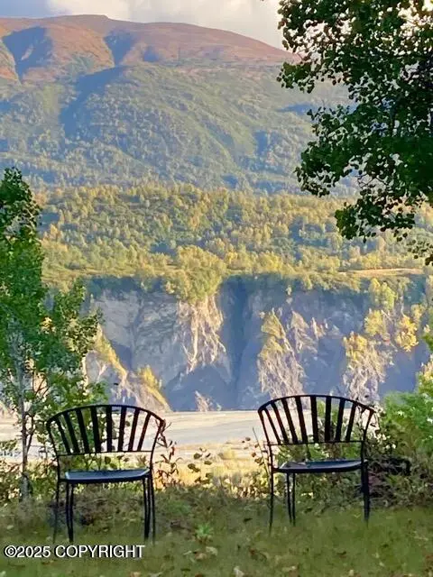 13183 N Glenn Highway, Sutton, AK 99674 - Image #1