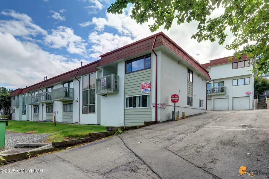 400 E 24th Avenue #4, Anchorage, AK 99503 - Image #2