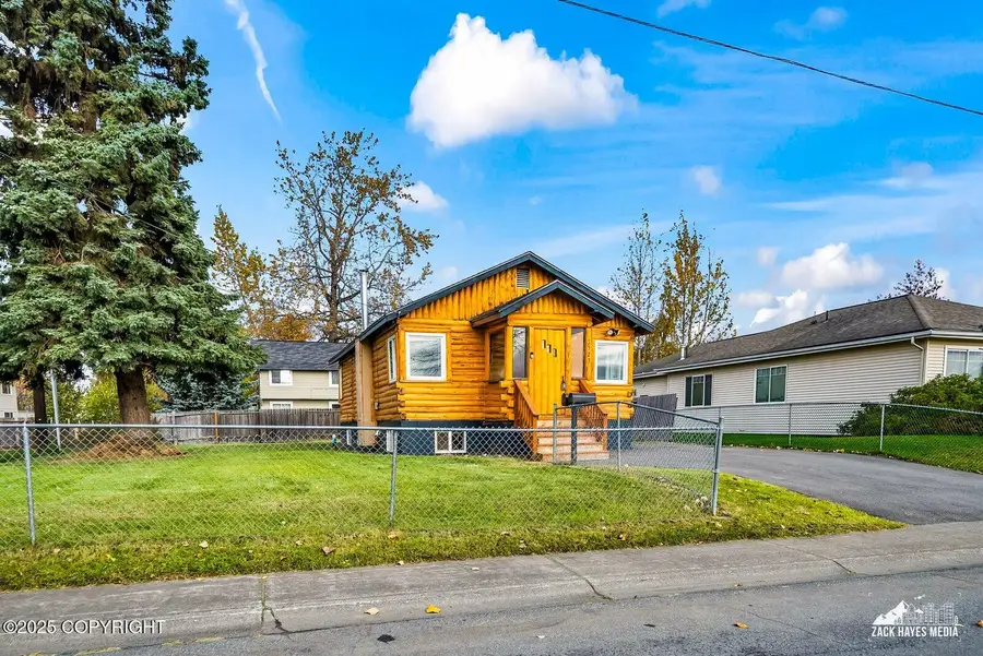 3523 Thompson Avenue, Anchorage, AK 99508 - Image #2