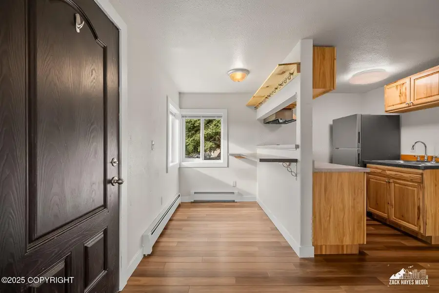 3523 Thompson Avenue, Anchorage, AK 99508 - Image #3