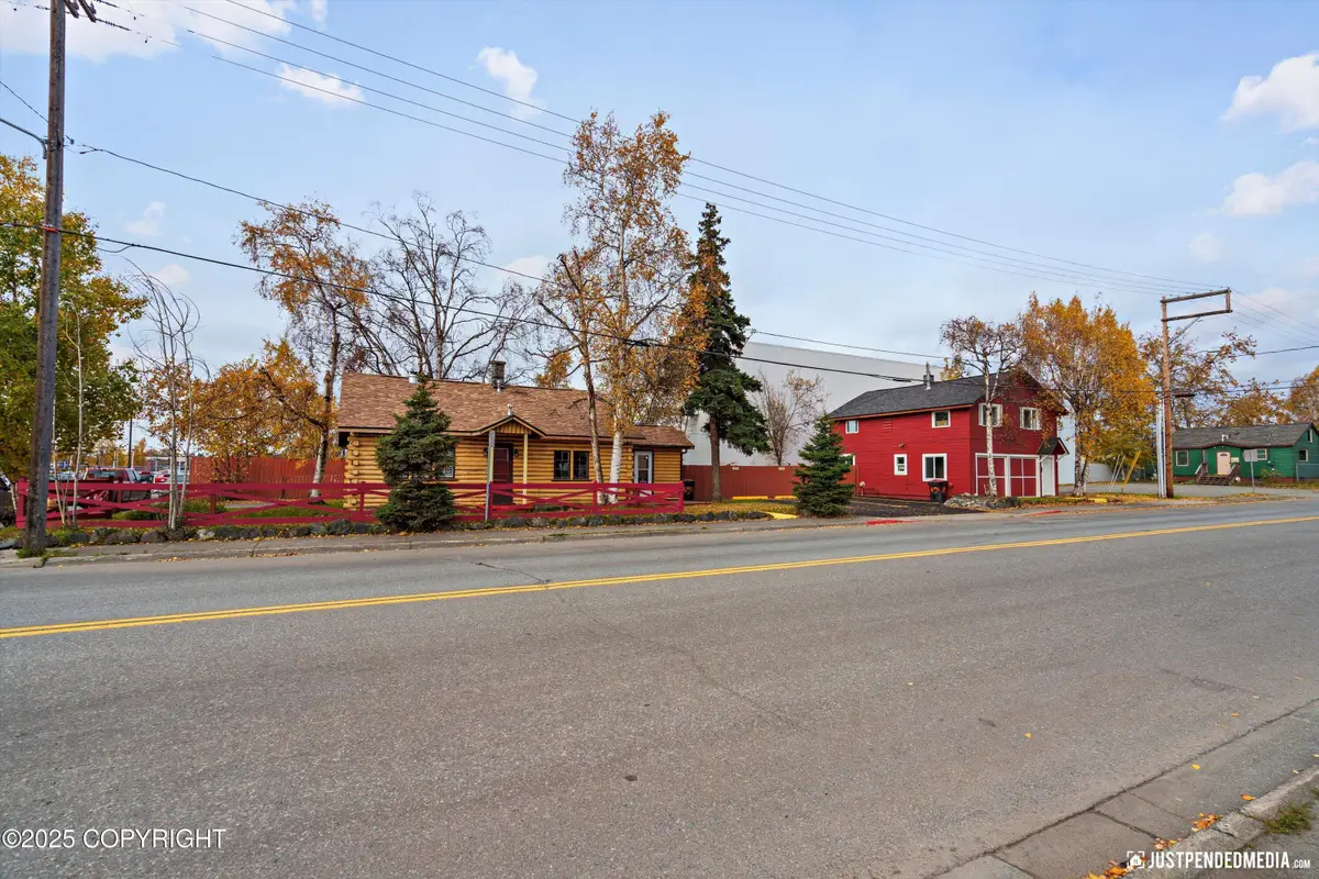 624 Karluk Street, Anchorage, AK 99501 - Image #1