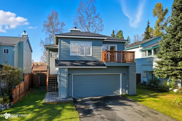 8512 Cross Pointe Loop, Anchorage, AK 99504