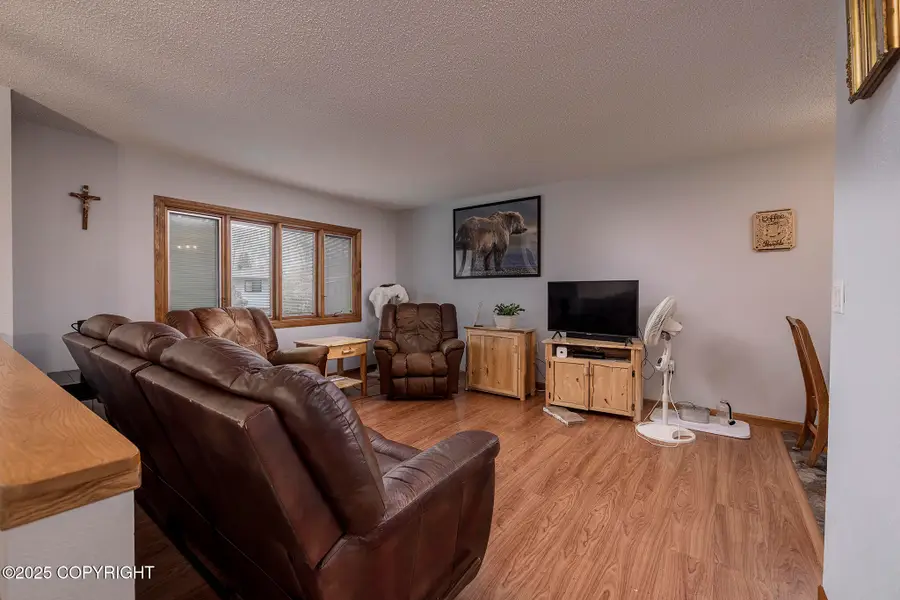 7220 E 20th Avenue, Anchorage, AK 99504 - Image #3
