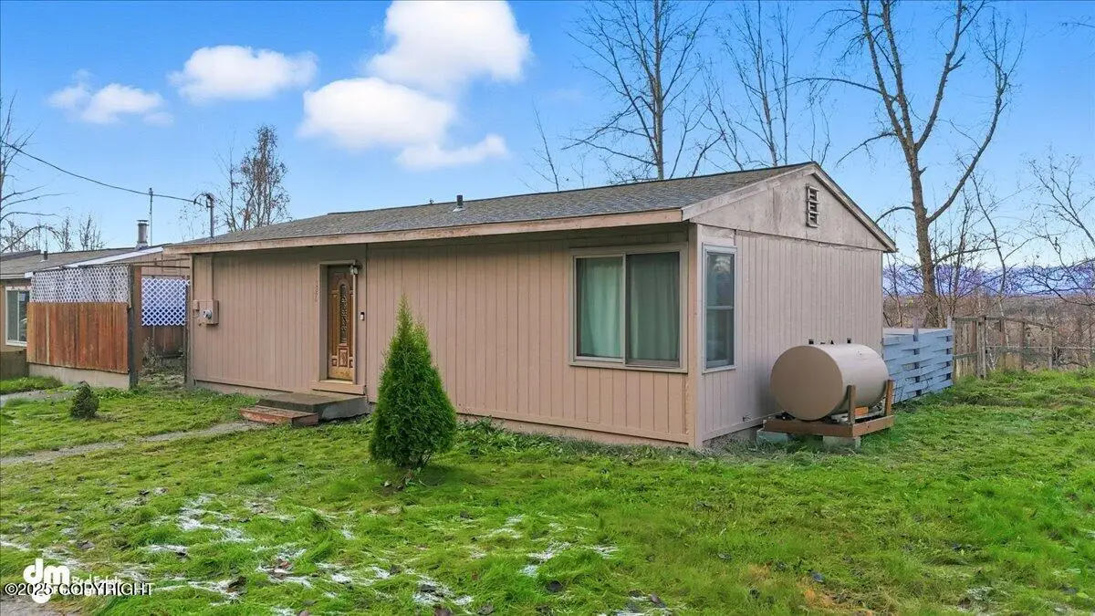 10951 E Twin Peaks Court, Palmer, AK 99645 - Image #1