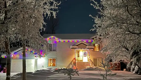 700 S Wildrose Circle, Palmer, AK 99645