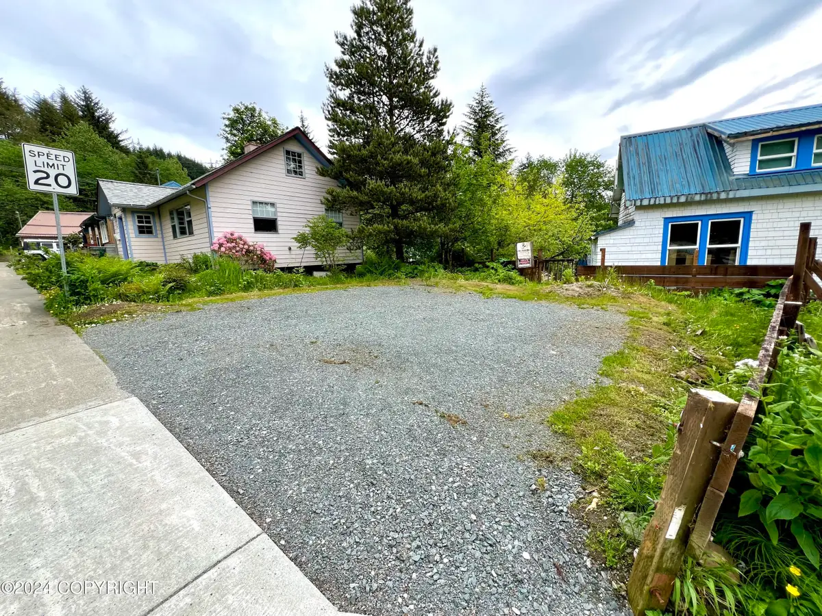 275 Irwin Street, Juneau, AK 99801 - Image #1