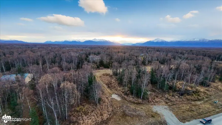 5645 N Stella Circle, Wasilla, AK 99654 - Image #2