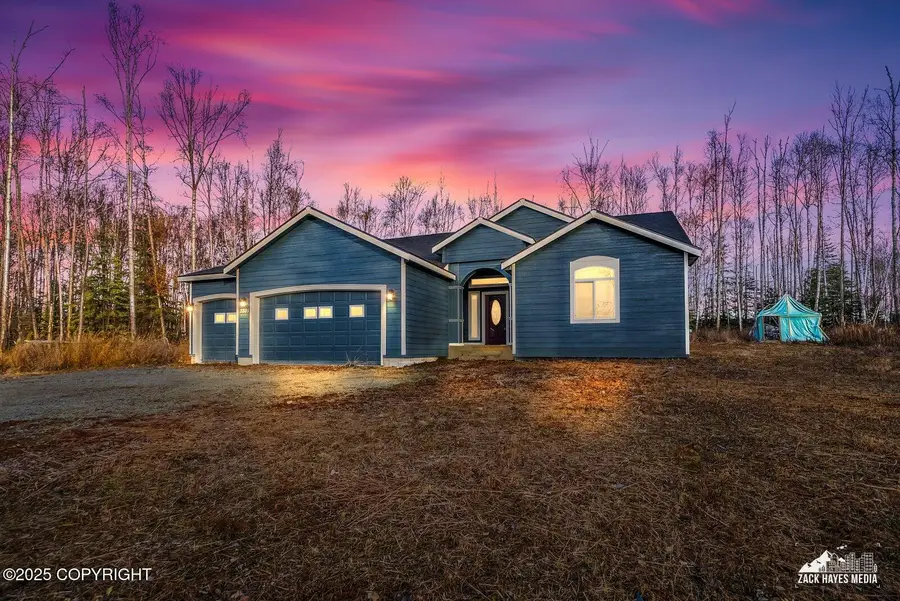 3801 N Hilltop Drive, Wasilla, AK 99623 - Image #2