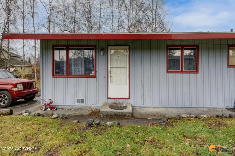5013 Marlowe Avenue, Anchorage, AK 99508 - Image #2
