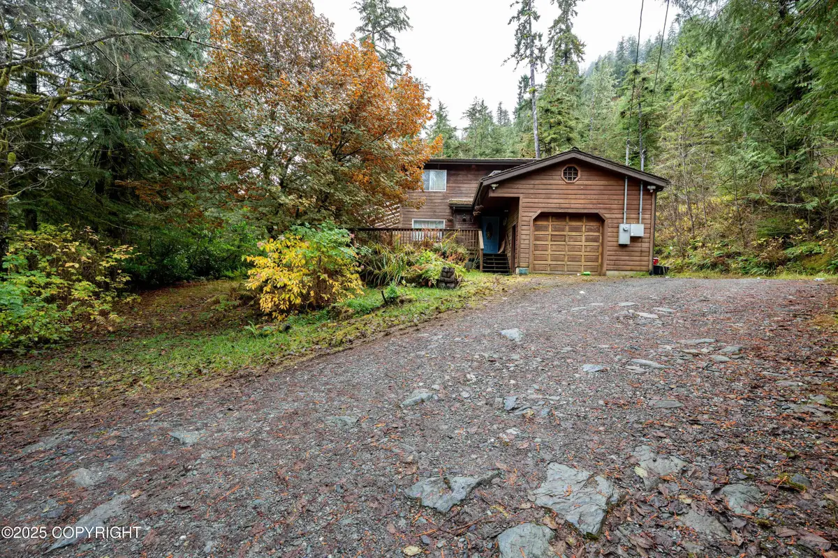39 Lake Road, Ketchikan, AK 99901 - Image #1