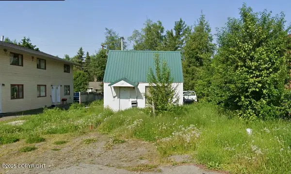 602 Mumford Street, Anchorage, AK 99508