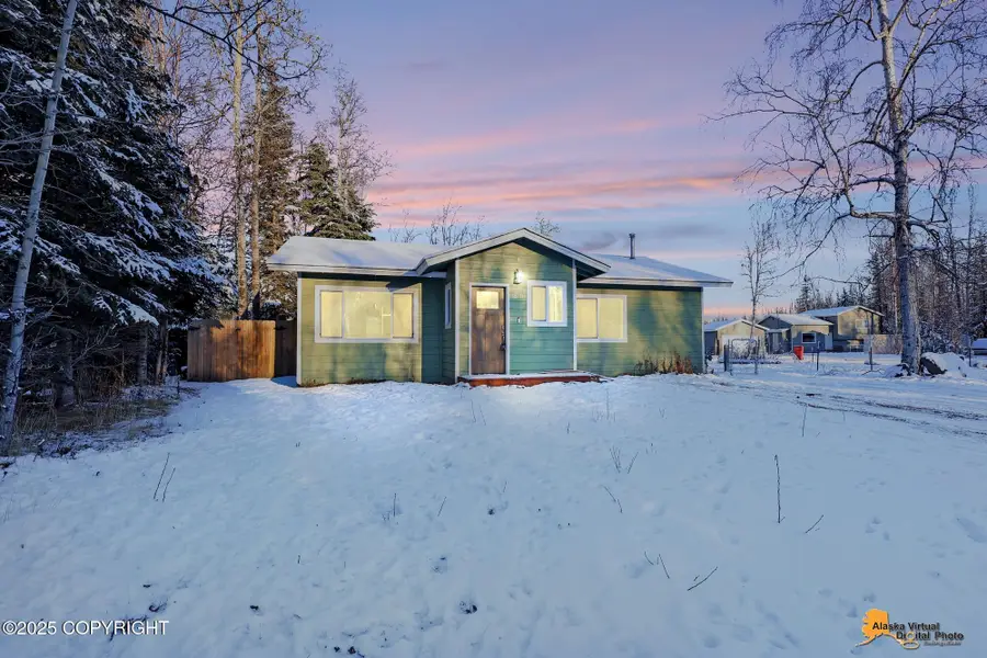 570 S Mike Circle, Wasilla, AK 99623 - Image #3