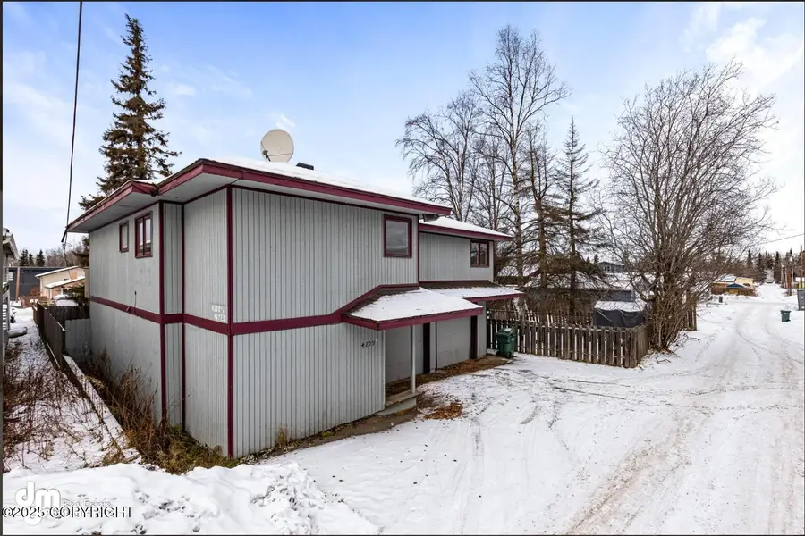 4209 Hayes Street, Anchorage, AK 99503 - Image #3