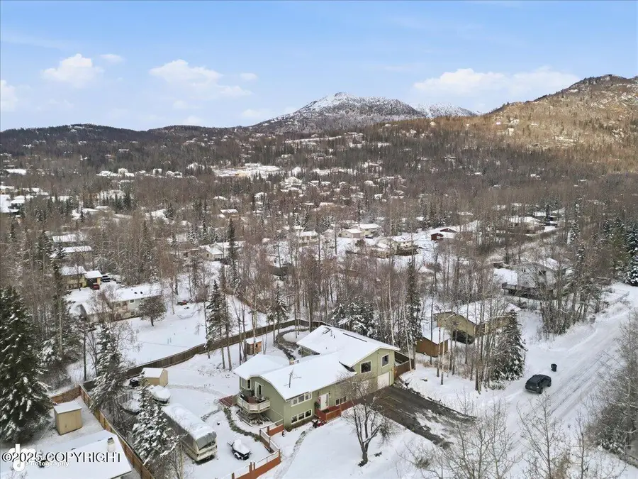 18709 Whirlaway Road, Eagle River, AK 99577 - Image #3