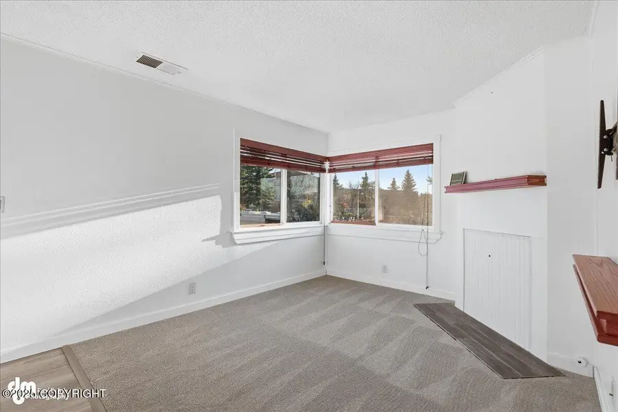 1201 Elegante Lane, Anchorage, AK 99501 - Image #2