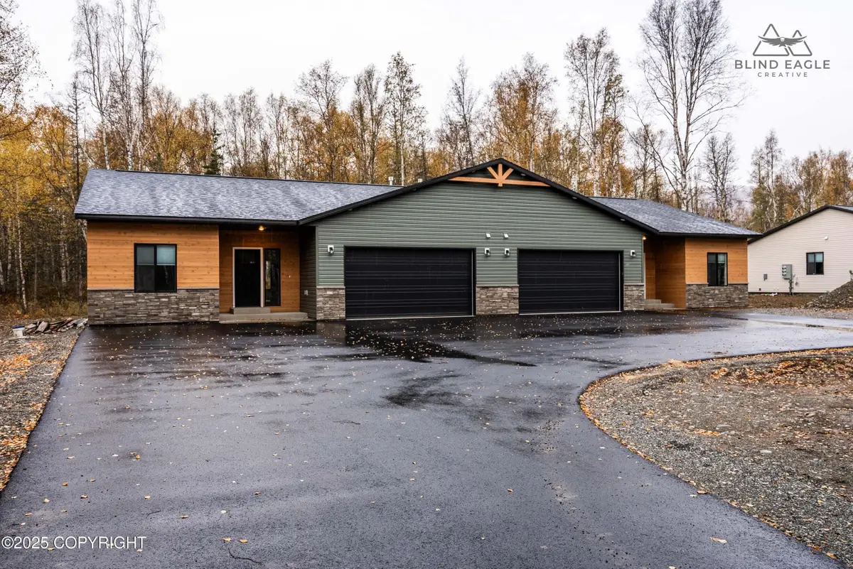 7435 N Paw Street, Wasilla, AK 99654 - Image #1