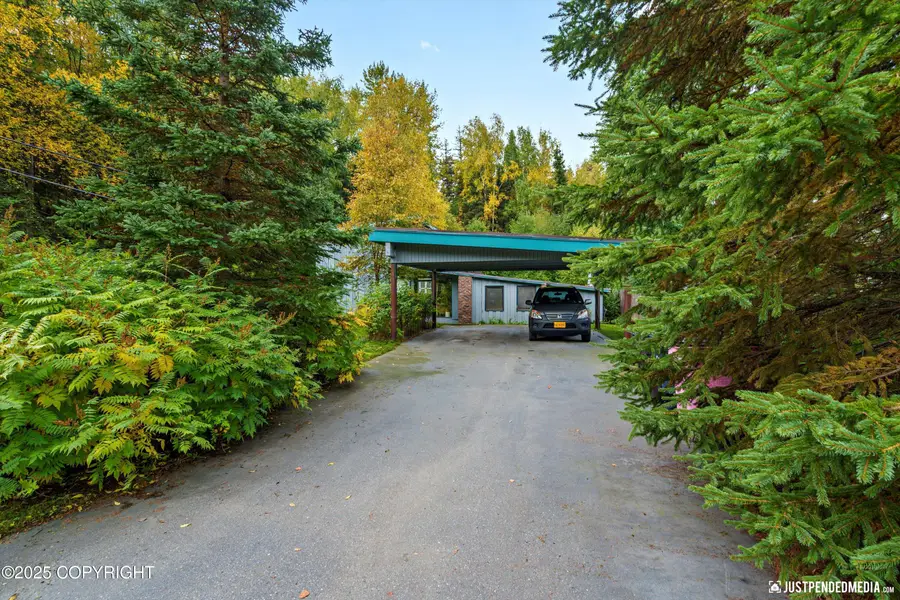 2140 Dawson Street, Anchorage, AK 99503 - Image #2