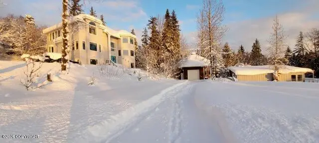 2750 Sterling Highway, Homer, AK 99603 - Image #2