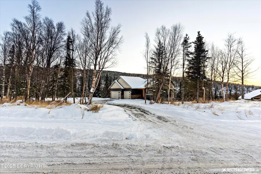 13764 Canyon Road, Anchorage, AK 99516 - Image #2