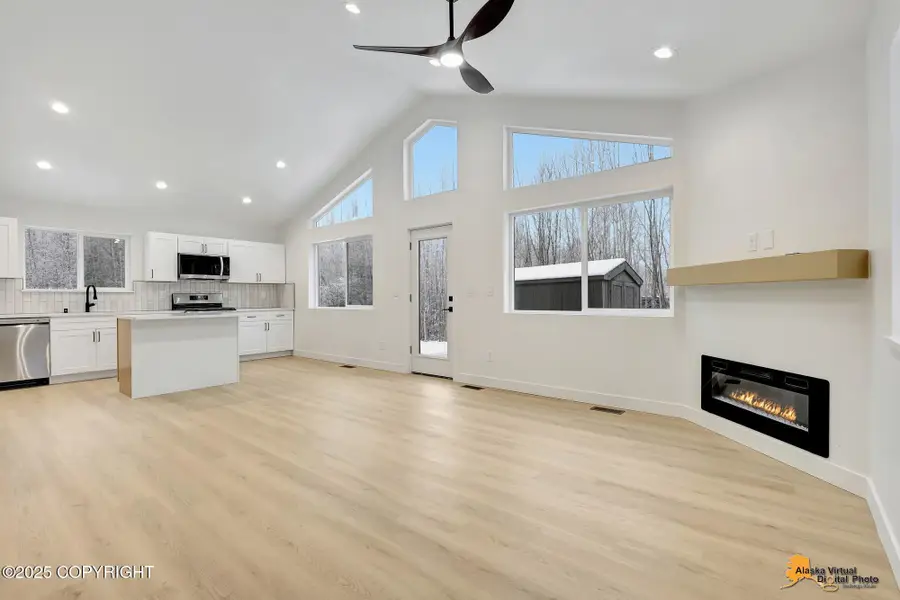 11064 W Dutchess Circle, Houston, AK 99623 - Image #2