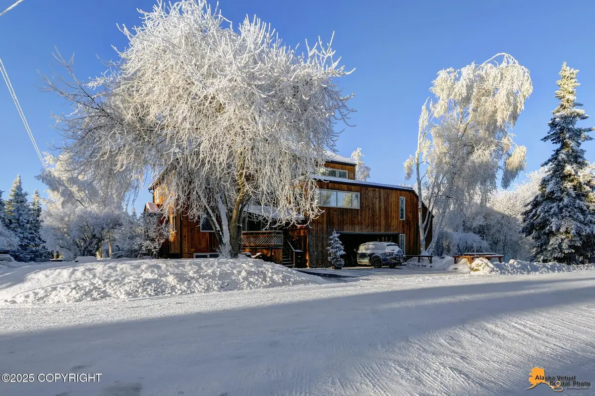 211 W Manor Avenue, Anchorage, AK 99501 - Image #1