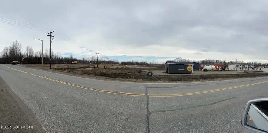 8255 E Ashmore Acres Court, Palmer, AK 99645 - Image #2