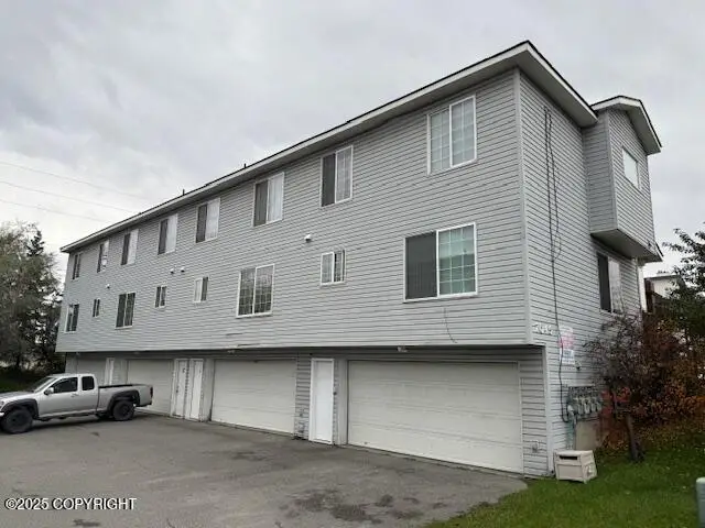 7045 Gold Kings Avenue, Anchorage, AK 99504 - Image #2