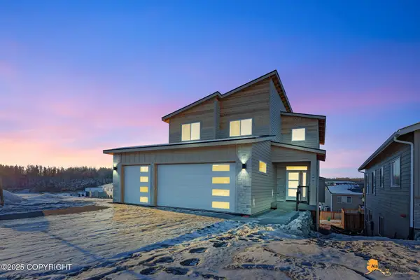 8868 Chalk Hill Loop, Anchorage, AK 99502