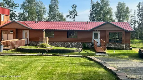 225 Small Circle, Soldotna, AK 99669