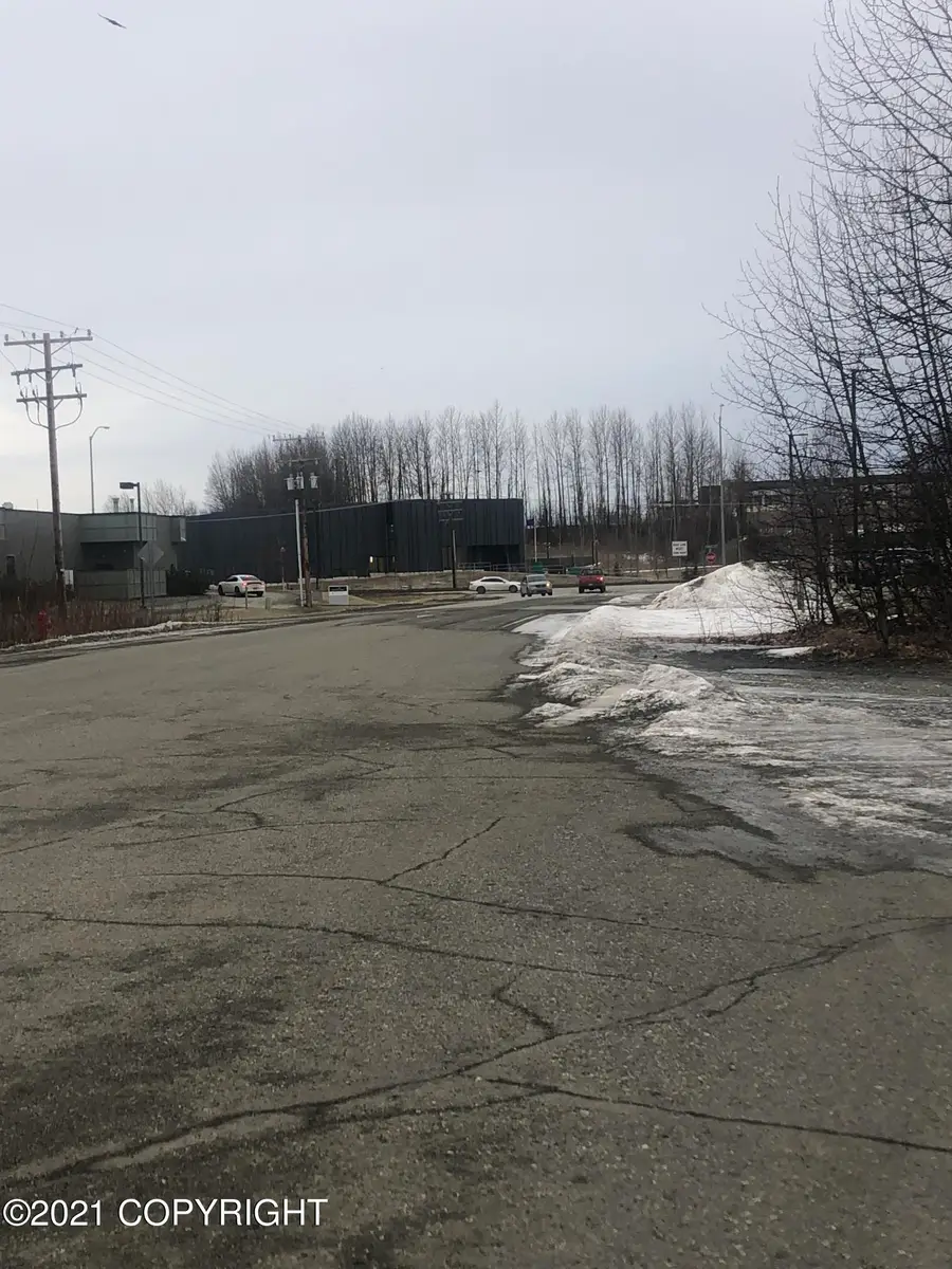 985 E Usa Circle, Wasilla, AK 99654 - Image #2