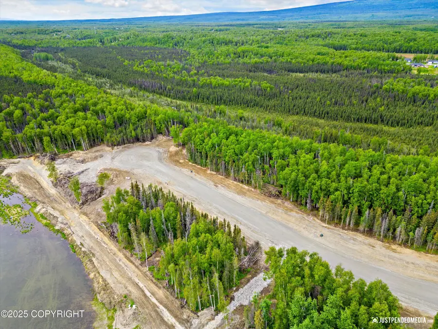 2473 W Longview Circle, Wasilla, AK 99654 - Image #2